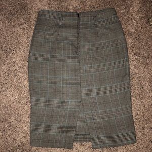 Pinstriped pencil skirt with slit in the back